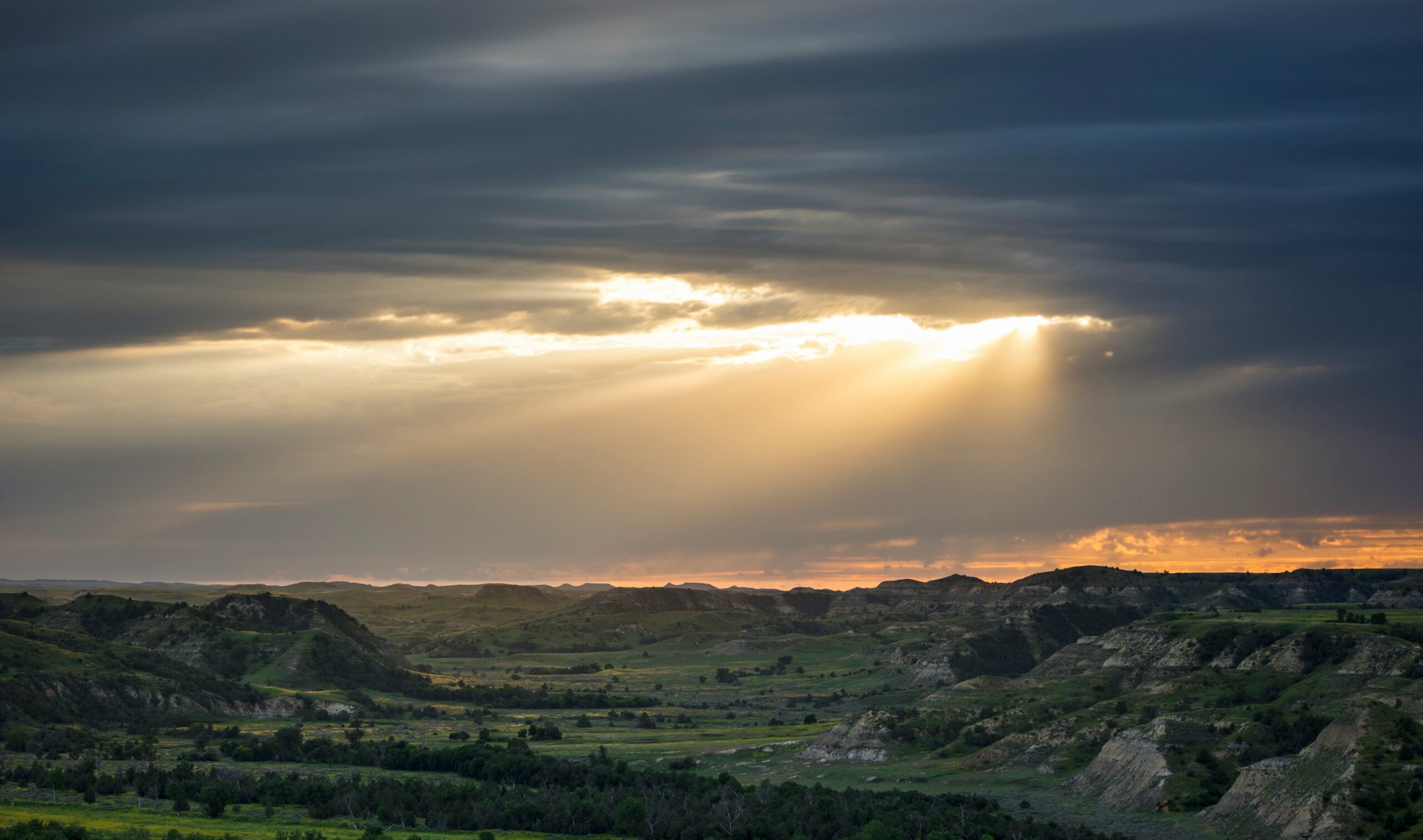 Discover North Dakota | Rustad Tours